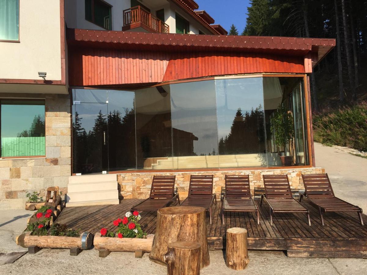Chalet In Forest *
